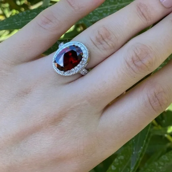 Luxury Male Female Big Oval Ring Charm Silver Color Red Stone Ring Engag… - Picture 3 of 8